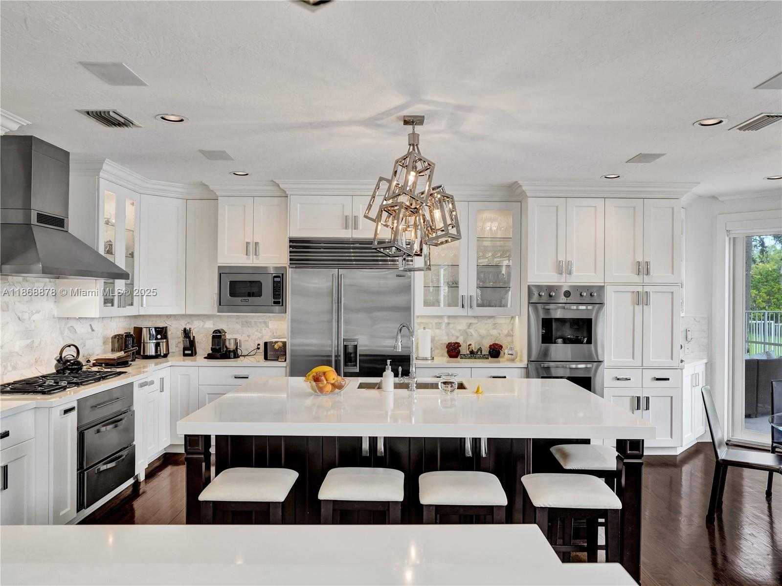 Small Image of 2950 SURREY LANE, Weston Number 15
