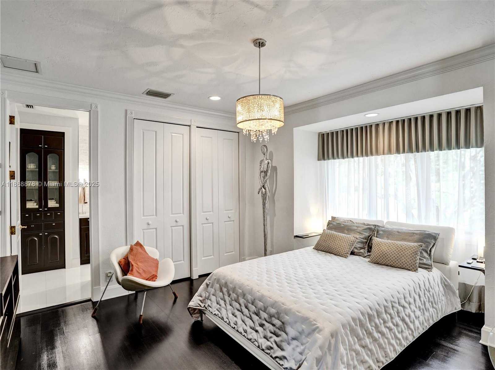 Small Image of 2950 SURREY LANE, Weston Number 23