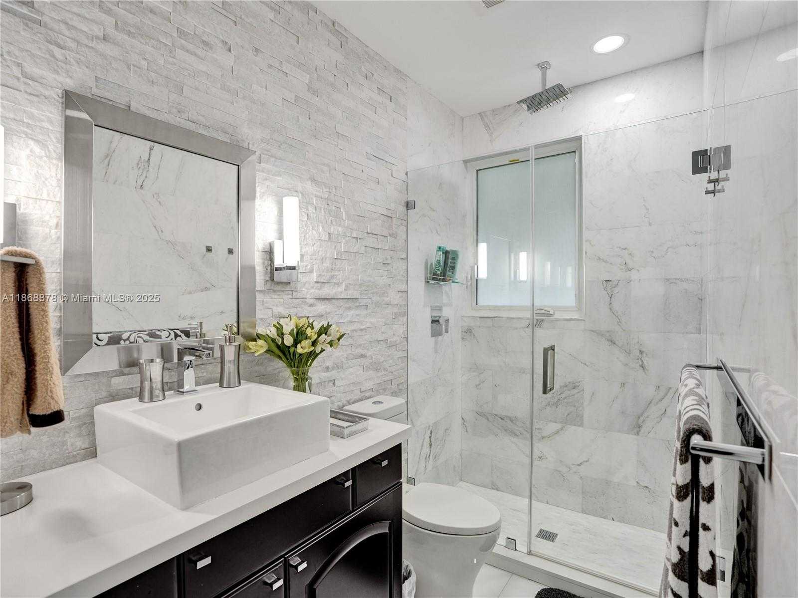 Small Image of 2950 SURREY LANE, Weston Number 26