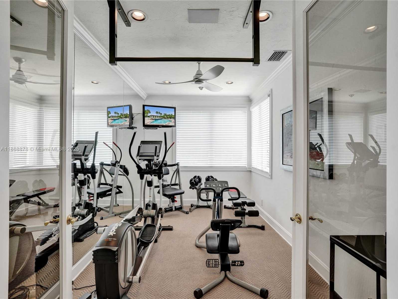 Small Image of 2950 SURREY LANE, Weston Number 28