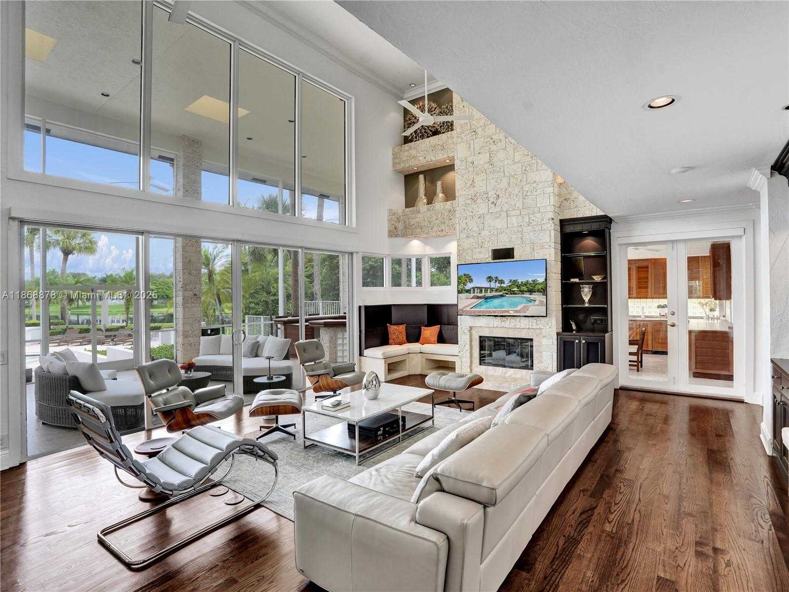 Small Image of 2950 SURREY LANE, Weston Number 9