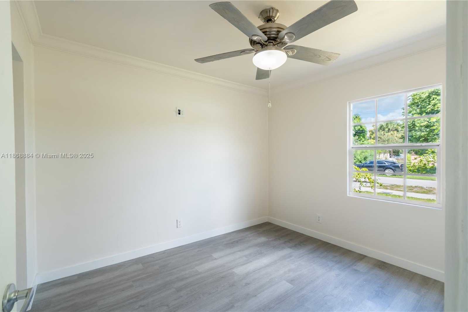 Small Image of 2250 NORTH WEST 154TH ST, Miami Gardens Number 11