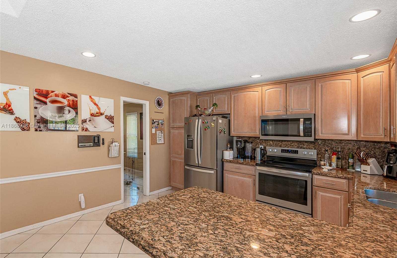 Small Image of 7105 NORTH WEST 45TH ST, Coral Springs Number 14
