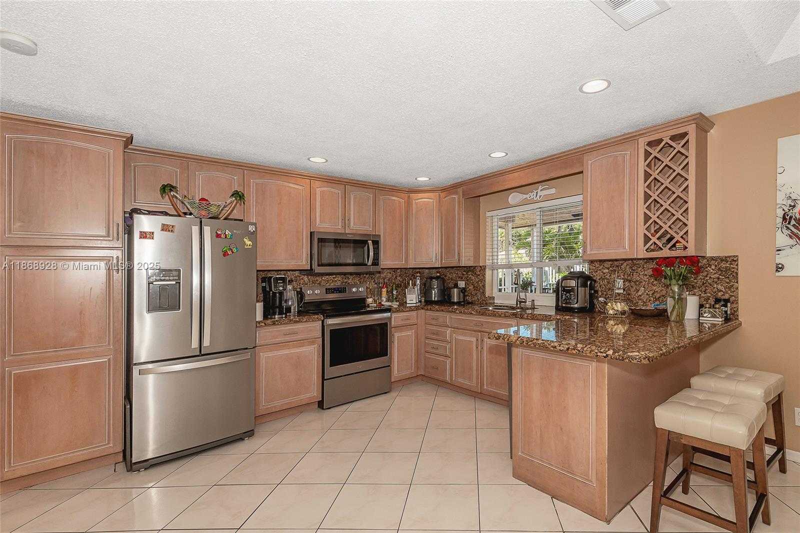 Small Image of 7105 NORTH WEST 45TH ST, Coral Springs Number 15
