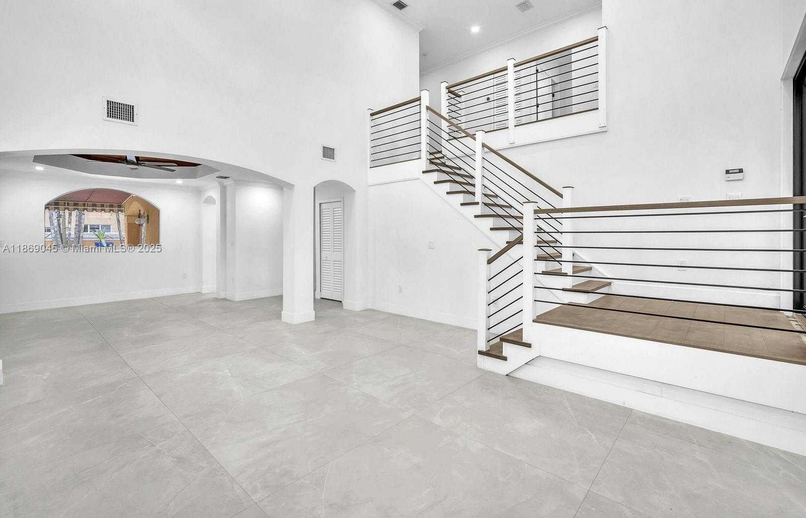 Small Image of 15244 SOUTH WEST 29TH TER, Miami Number 10