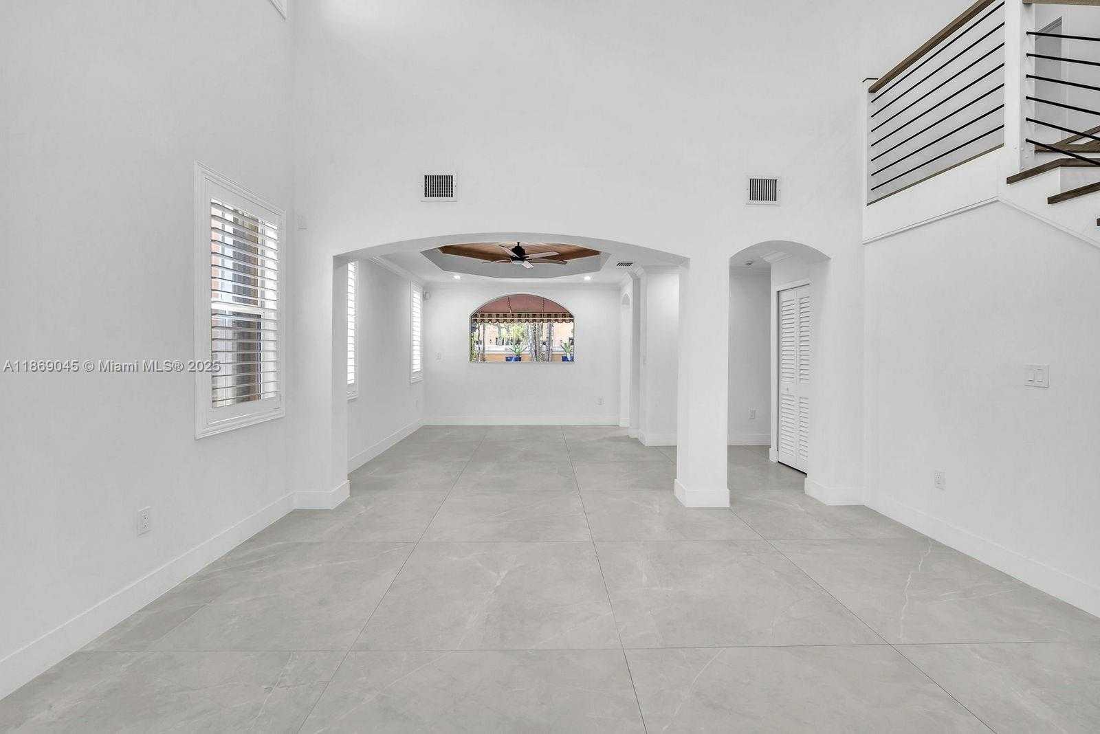 Small Image of 15244 SOUTH WEST 29TH TER, Miami Number 11