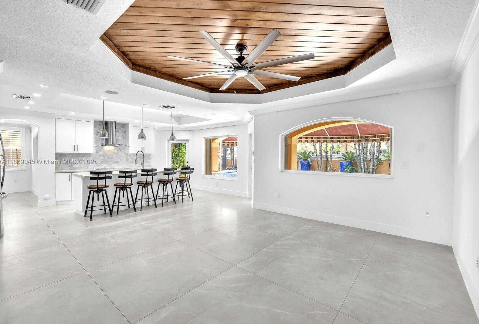 Small Image of 15244 SOUTH WEST 29TH TER, Miami Number 16