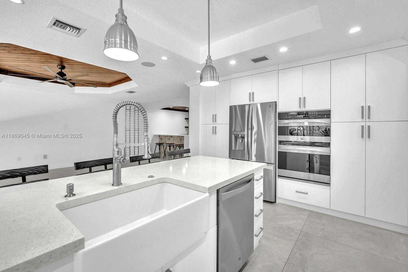 Small Image of 15244 SOUTH WEST 29TH TER, Miami Number 20