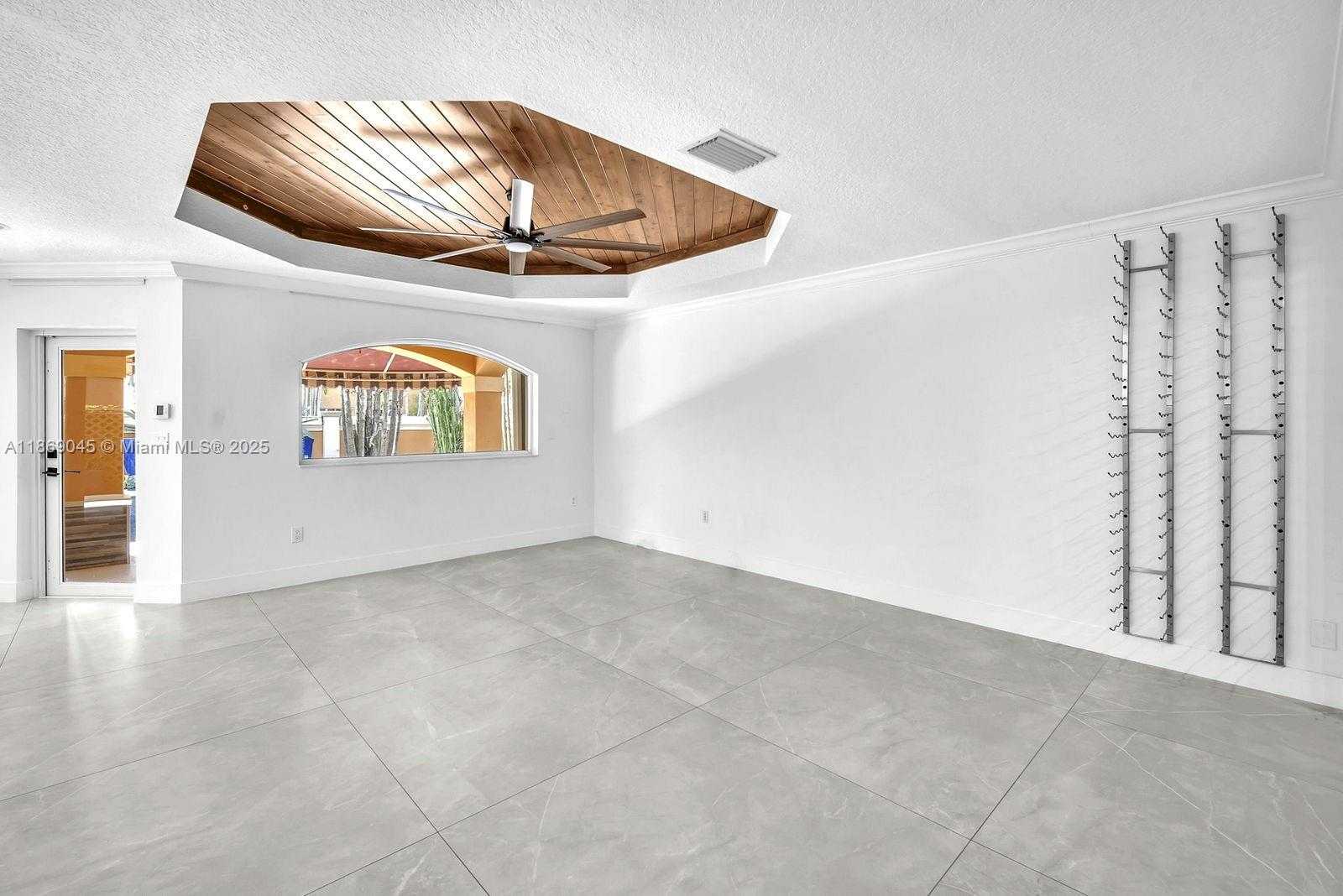 Small Image of 15244 SOUTH WEST 29TH TER, Miami Number 21