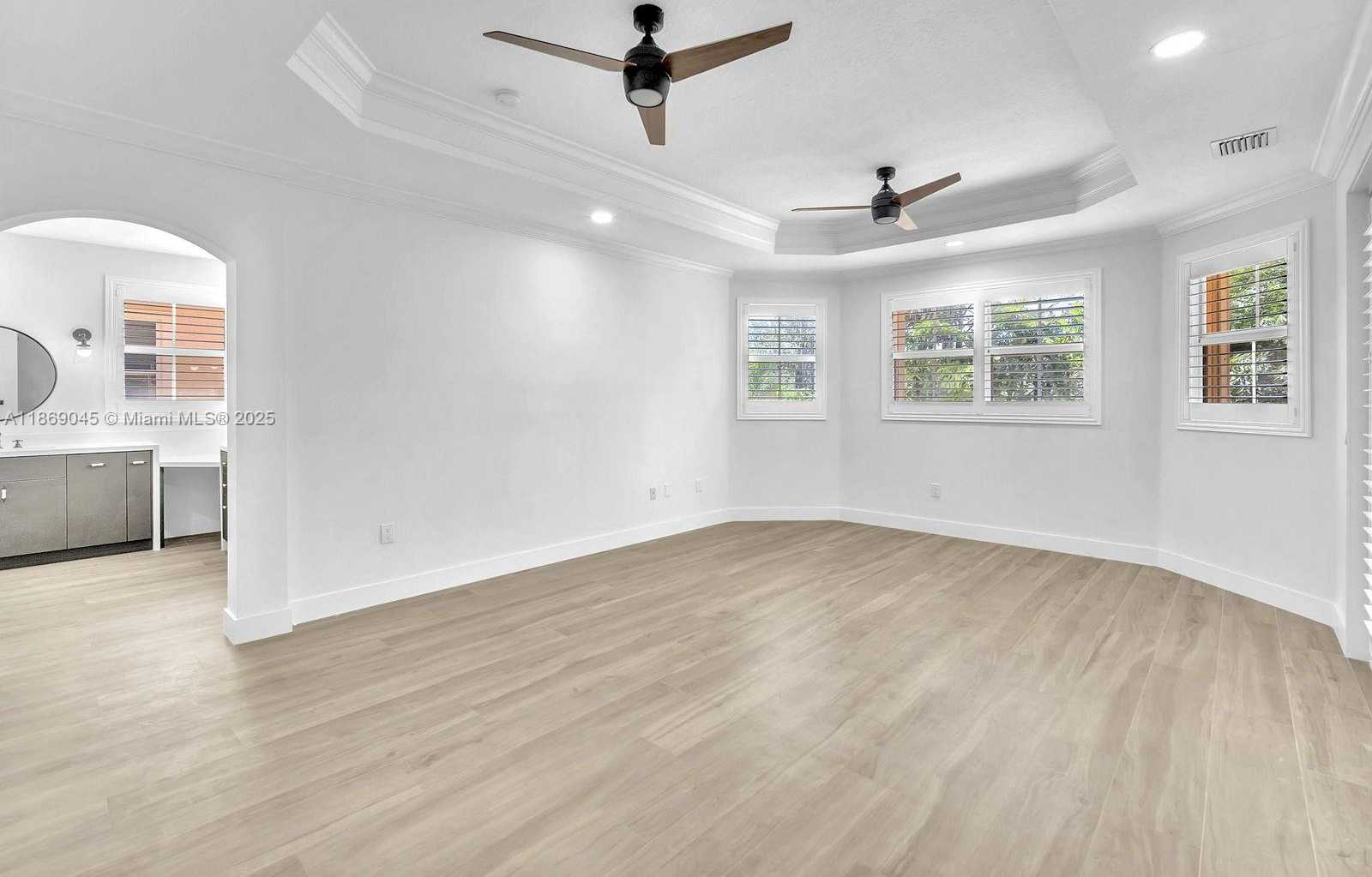 Small Image of 15244 SOUTH WEST 29TH TER, Miami Number 29