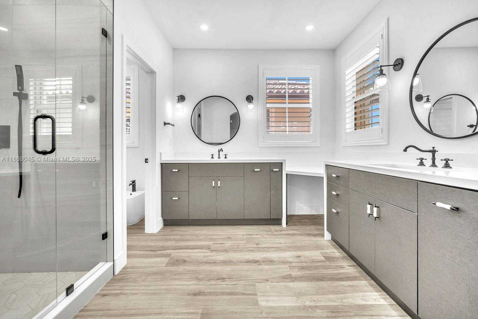 Small Image of 15244 SOUTH WEST 29TH TER, Miami Number 31