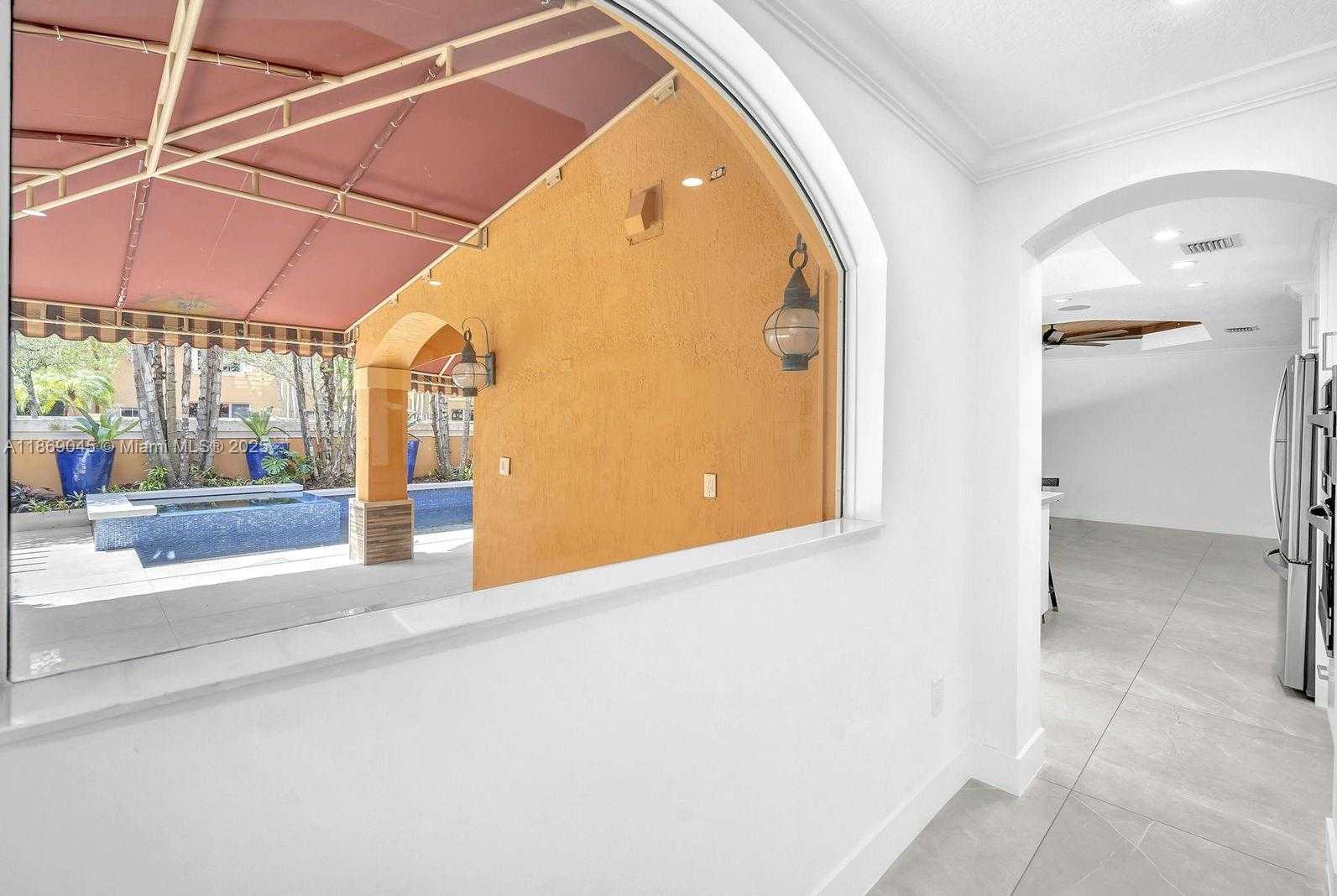 Small Image of 15244 SOUTH WEST 29TH TER, Miami Number 49