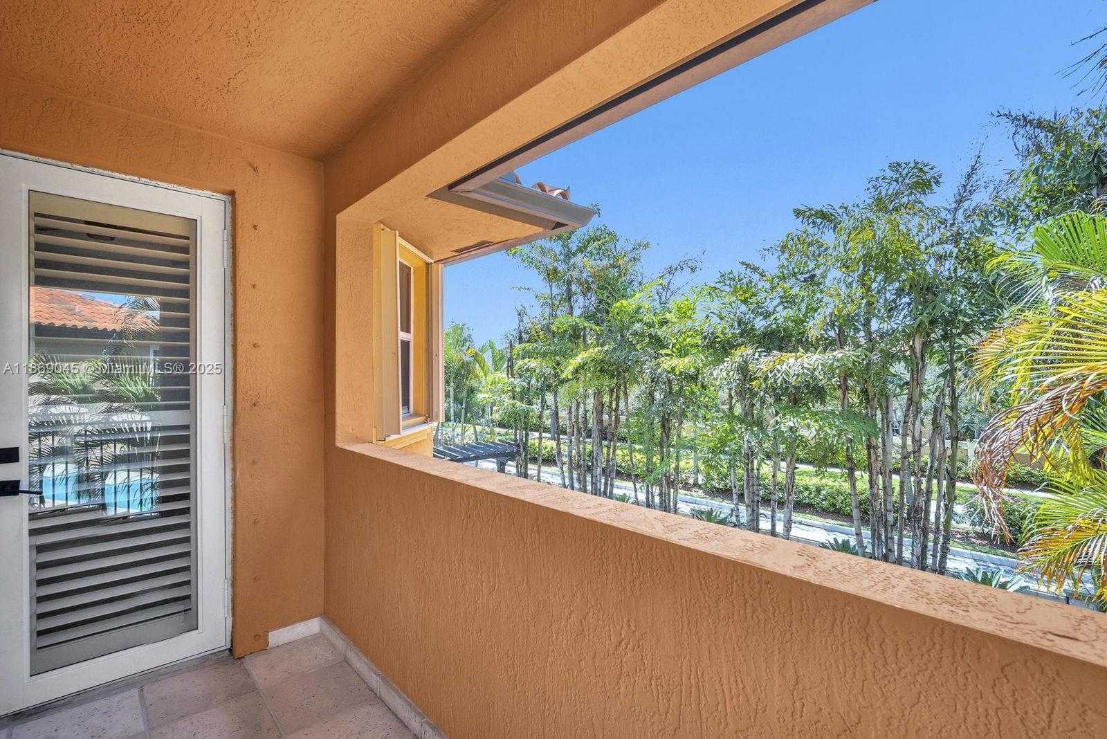 Small Image of 15244 SOUTH WEST 29TH TER, Miami Number 51