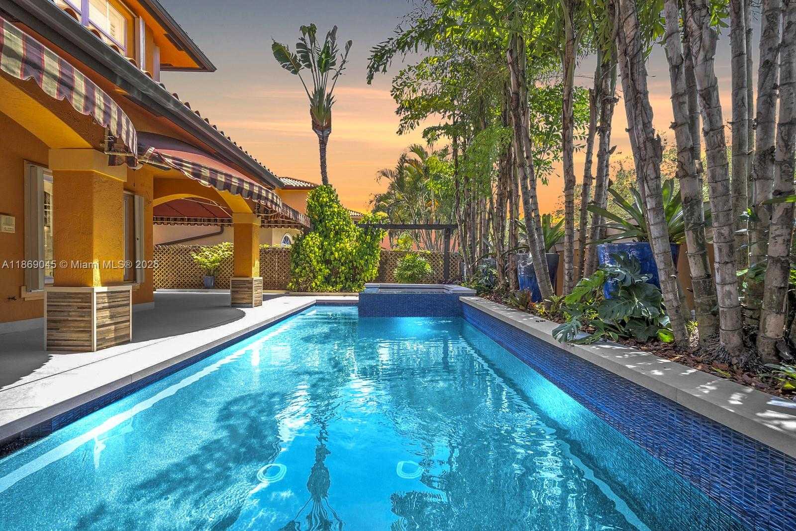 Small Image of 15244 SOUTH WEST 29TH TER, Miami Number 56
