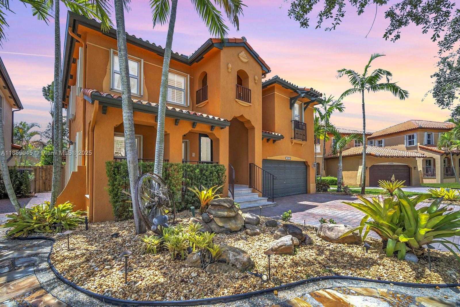 Small Image of 15244 SOUTH WEST 29TH TER, Miami Number 6