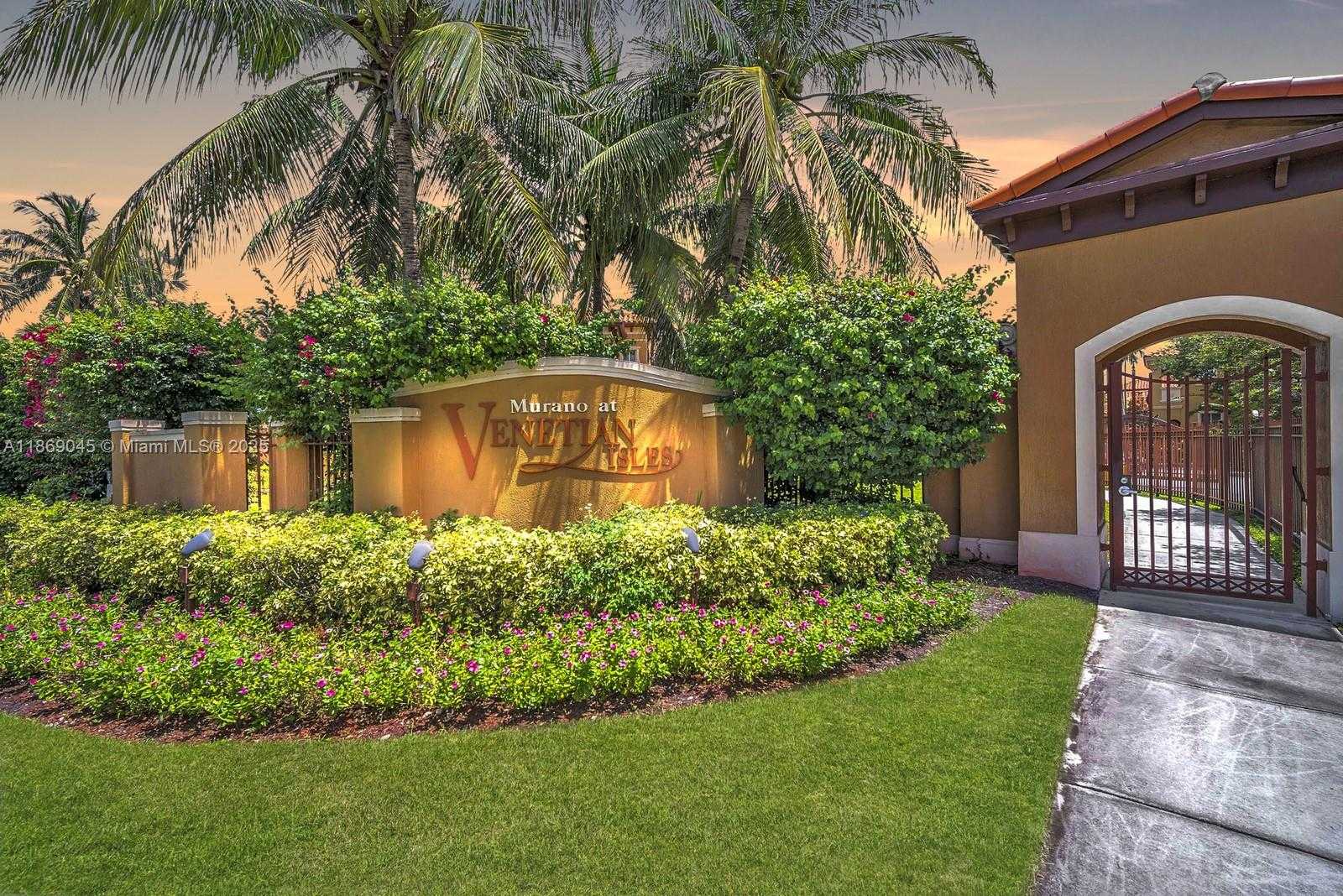 Small Image of 15244 SOUTH WEST 29TH TER, Miami Number 68