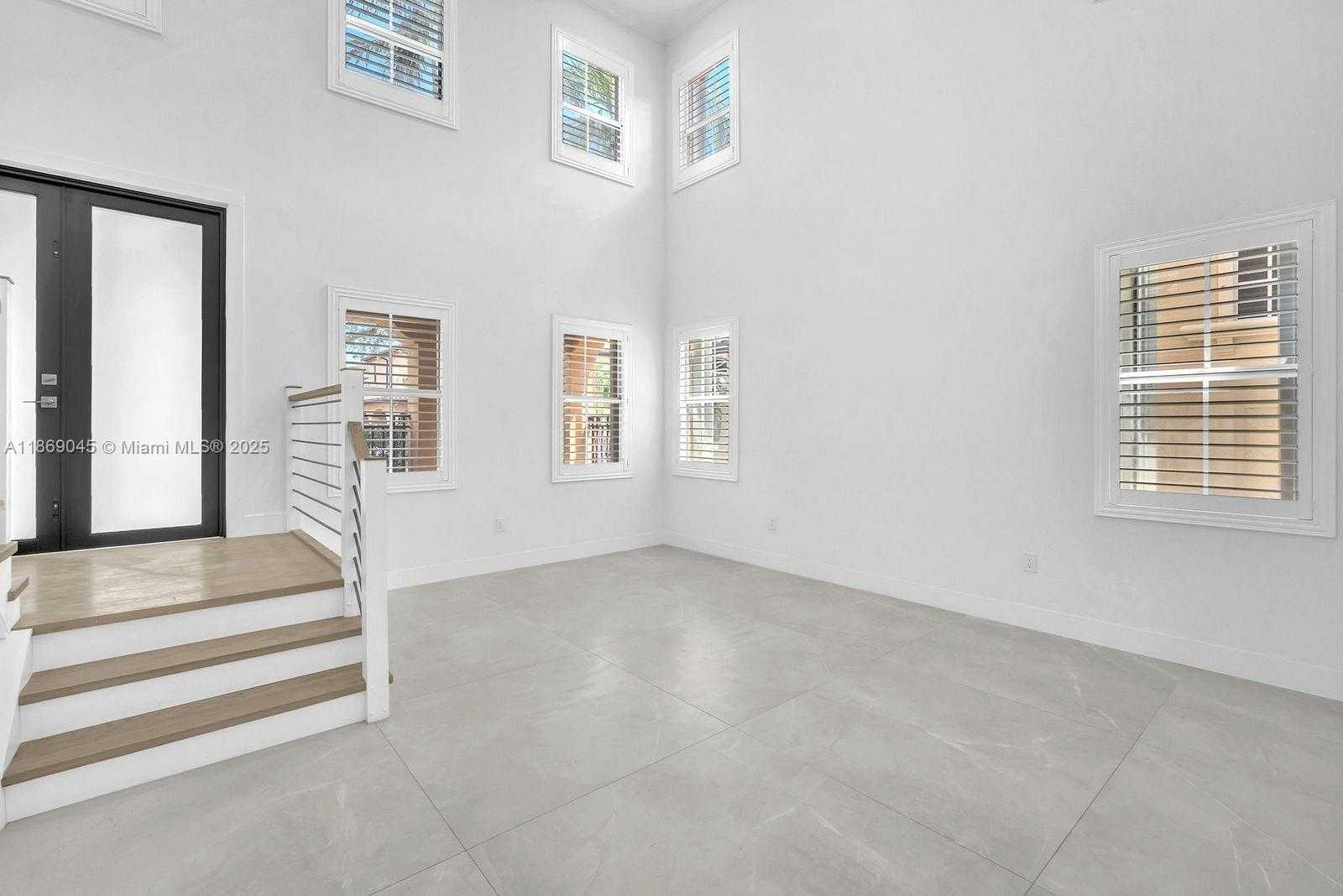 Small Image of 15244 SOUTH WEST 29TH TER, Miami Number 8
