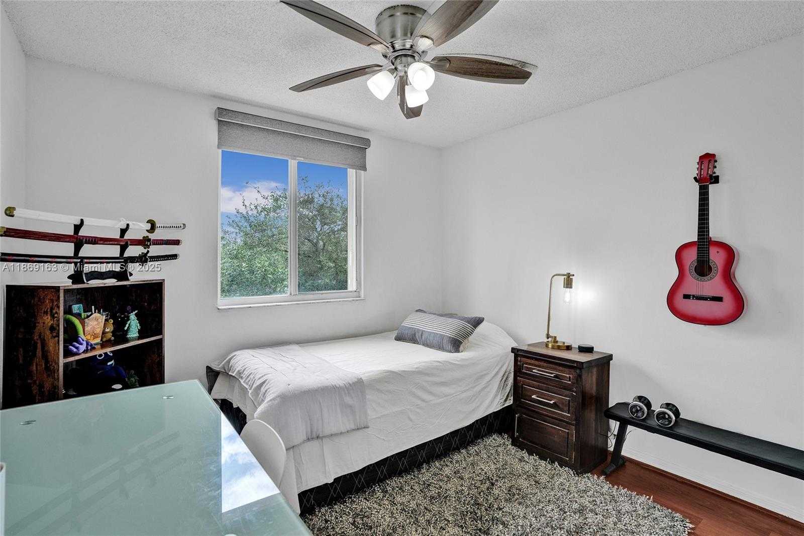 Small Image of 1381 SAGO LN, Weston Number 18
