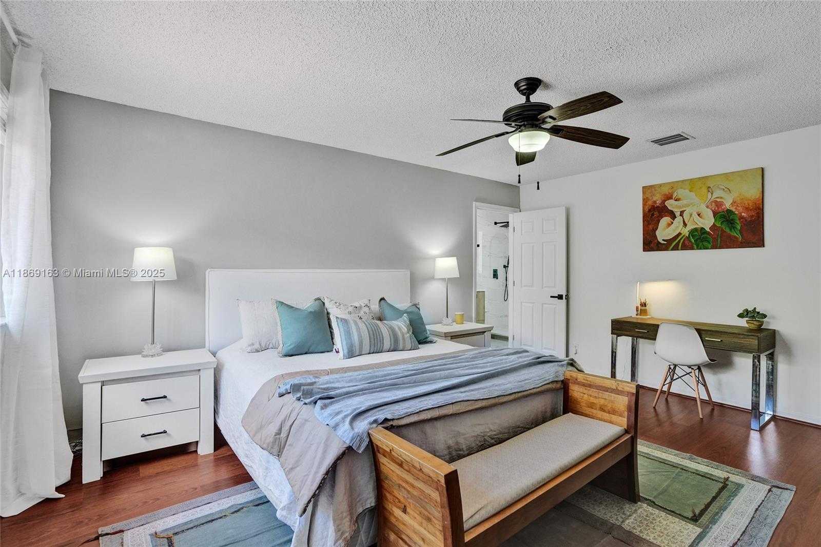 Small Image of 1381 SAGO LN, Weston Number 24