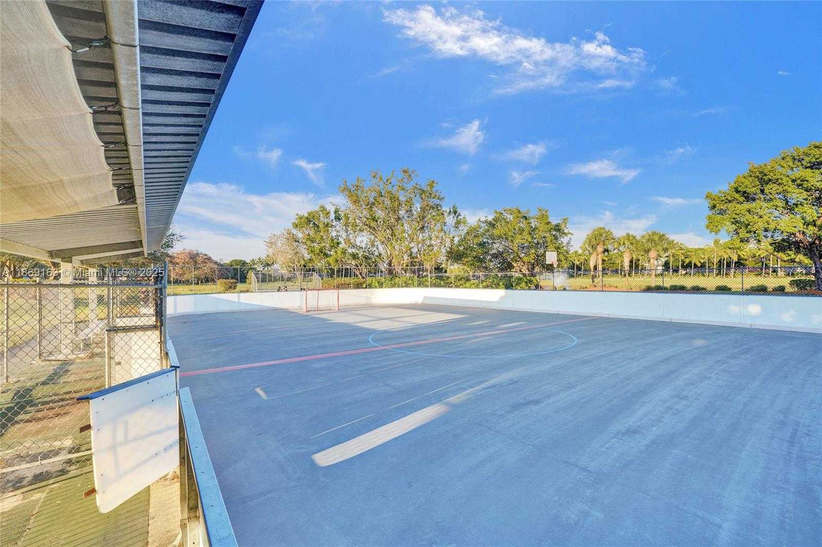 Small Image of 1381 SAGO LN, Weston Number 35