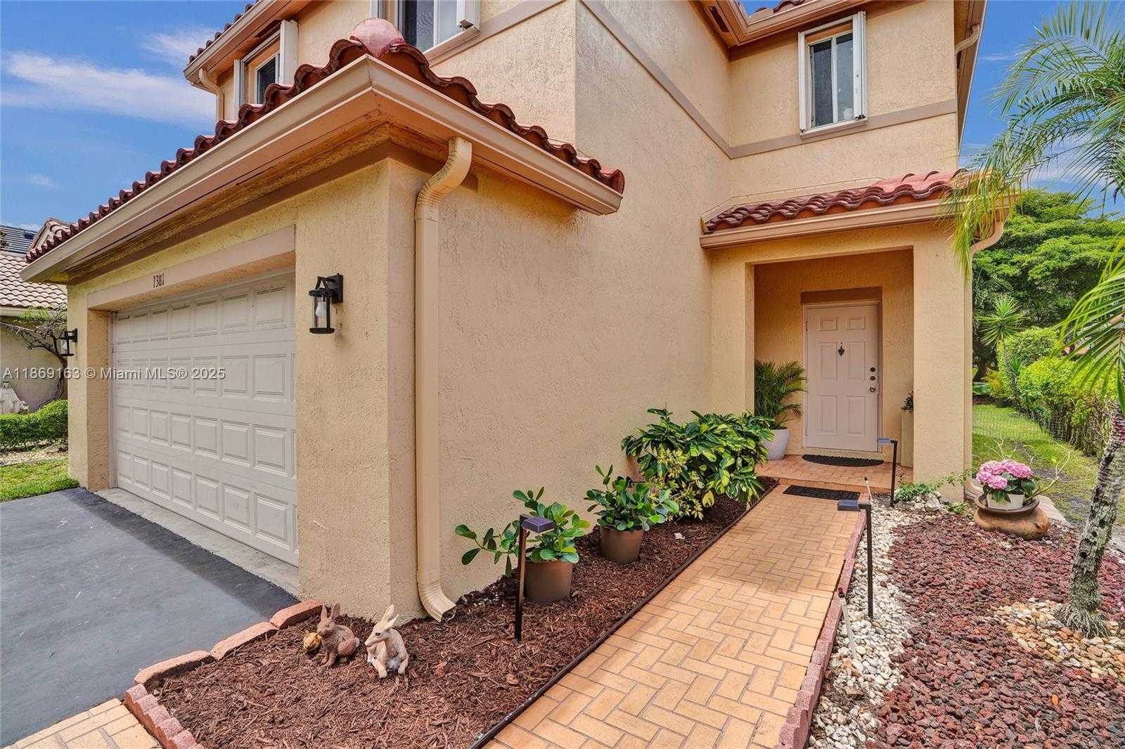 Small Image of 1381 SAGO LN, Weston Number 5