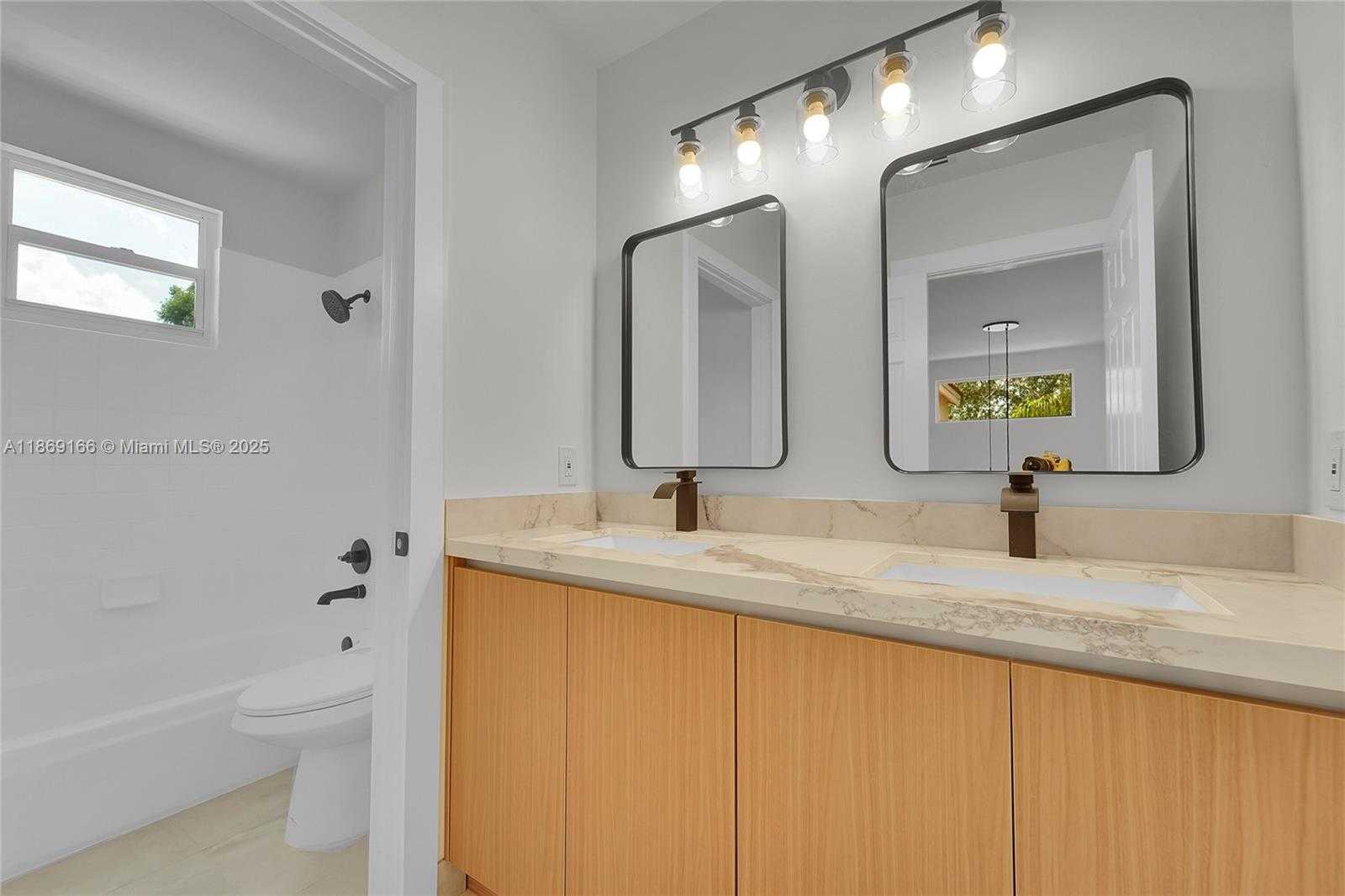 Small Image of 704 STANTON DR, Weston Number 20