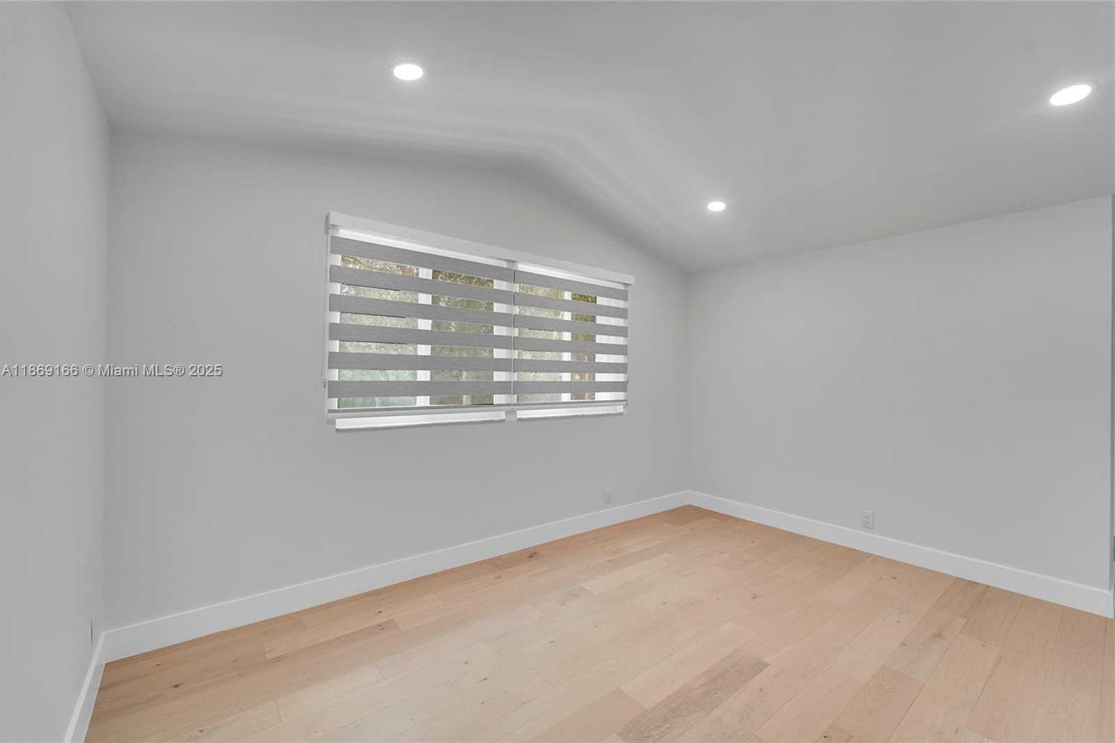 Small Image of 704 STANTON DR, Weston Number 29