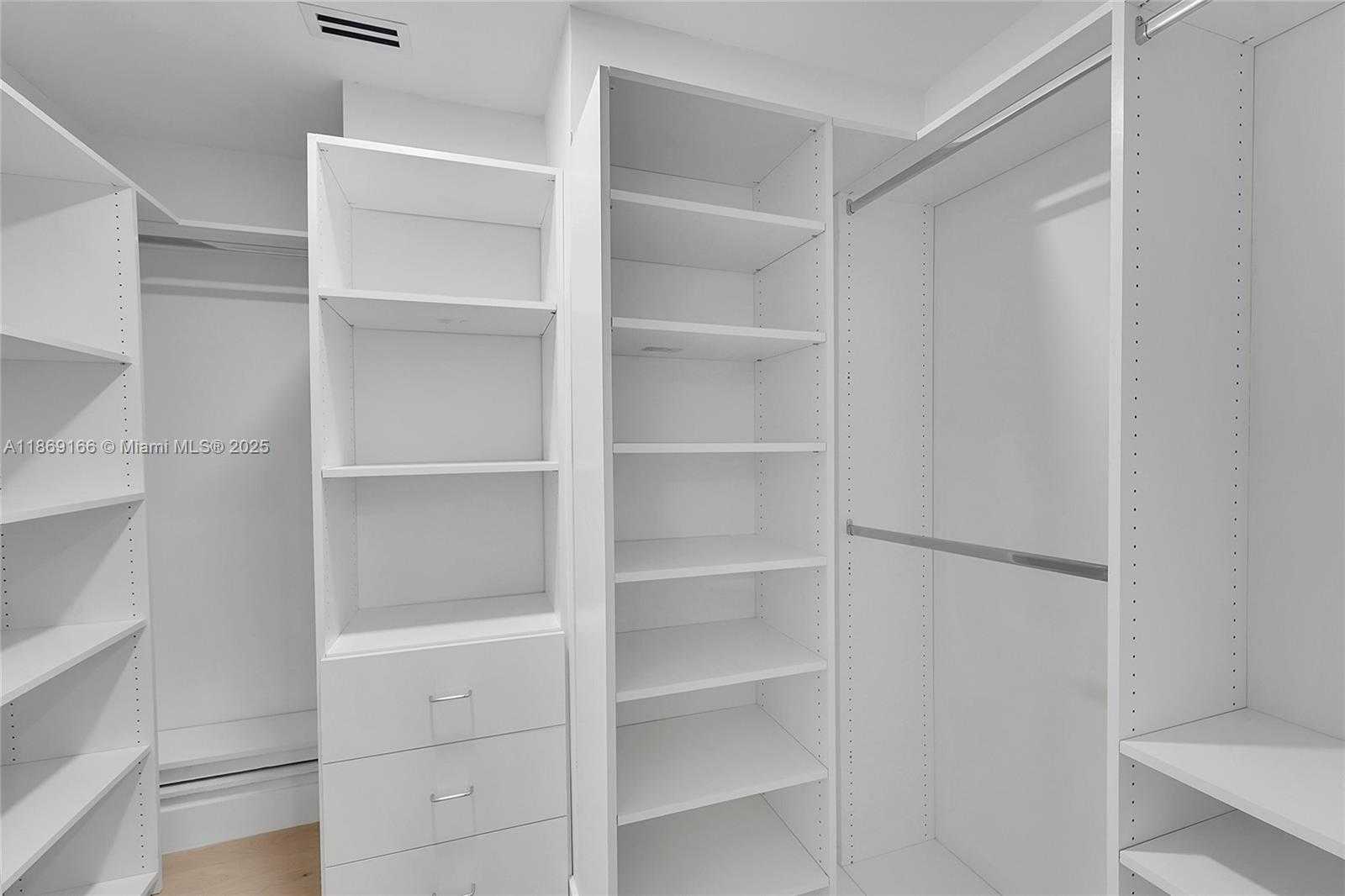 Small Image of 704 STANTON DR, Weston Number 31