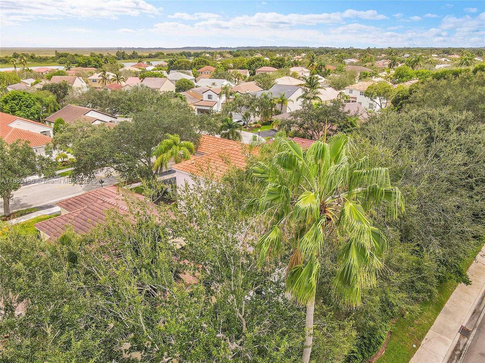 Small Image of 704 STANTON DR, Weston Number 46