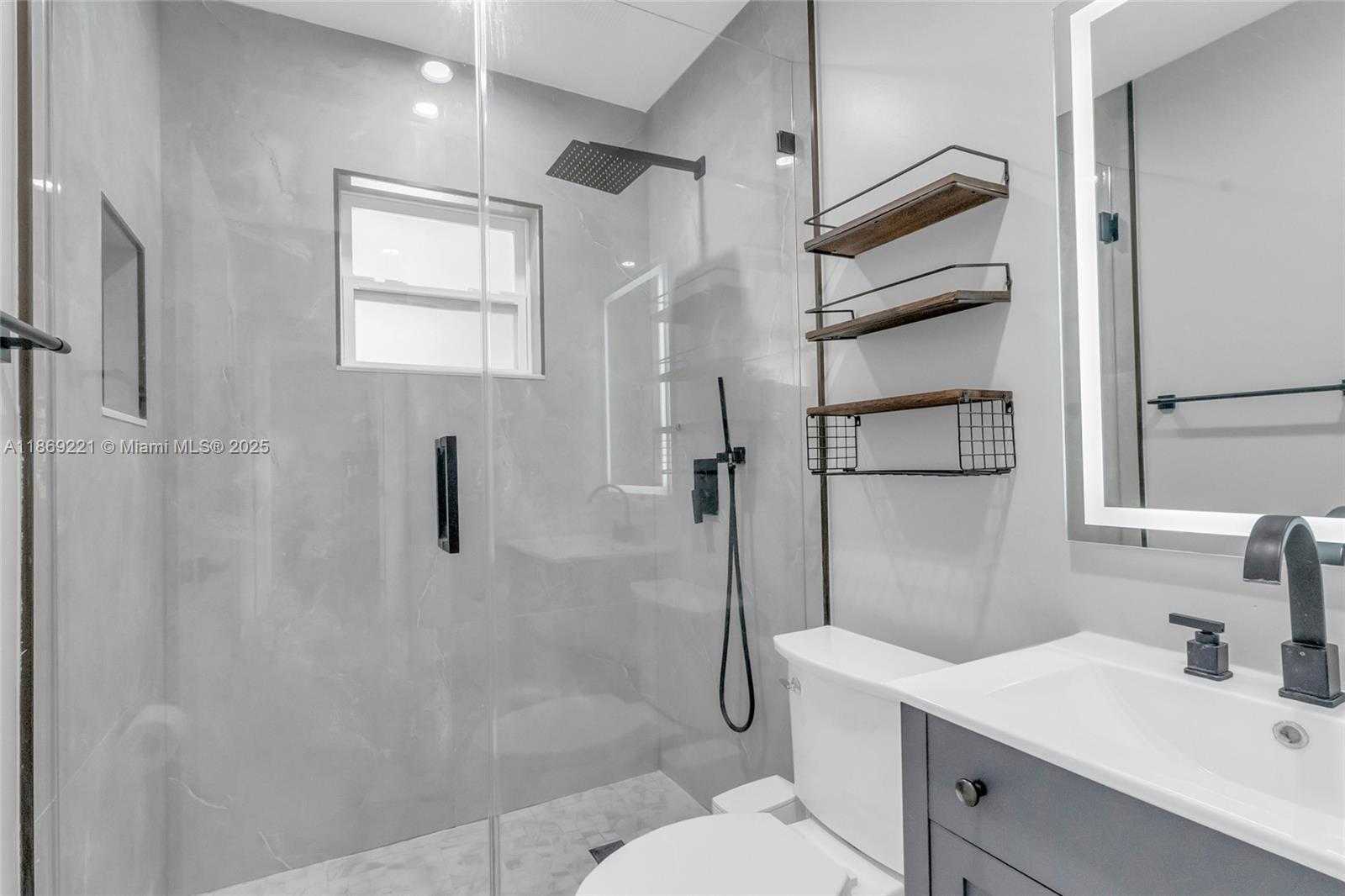 Small Image of 6490 SOUTH WEST 37TH ST, Miami Number 14