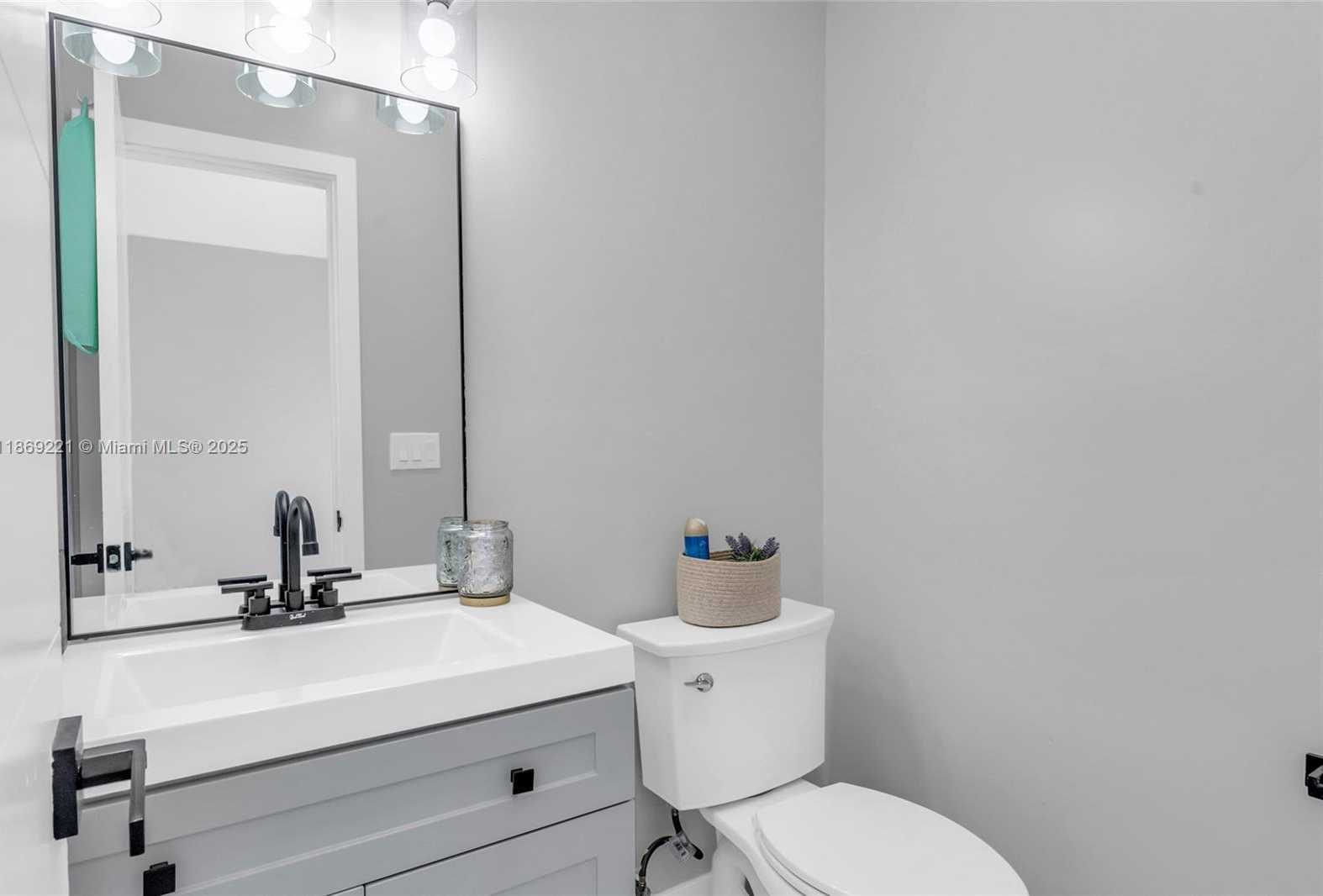 Small Image of 6490 SOUTH WEST 37TH ST, Miami Number 17
