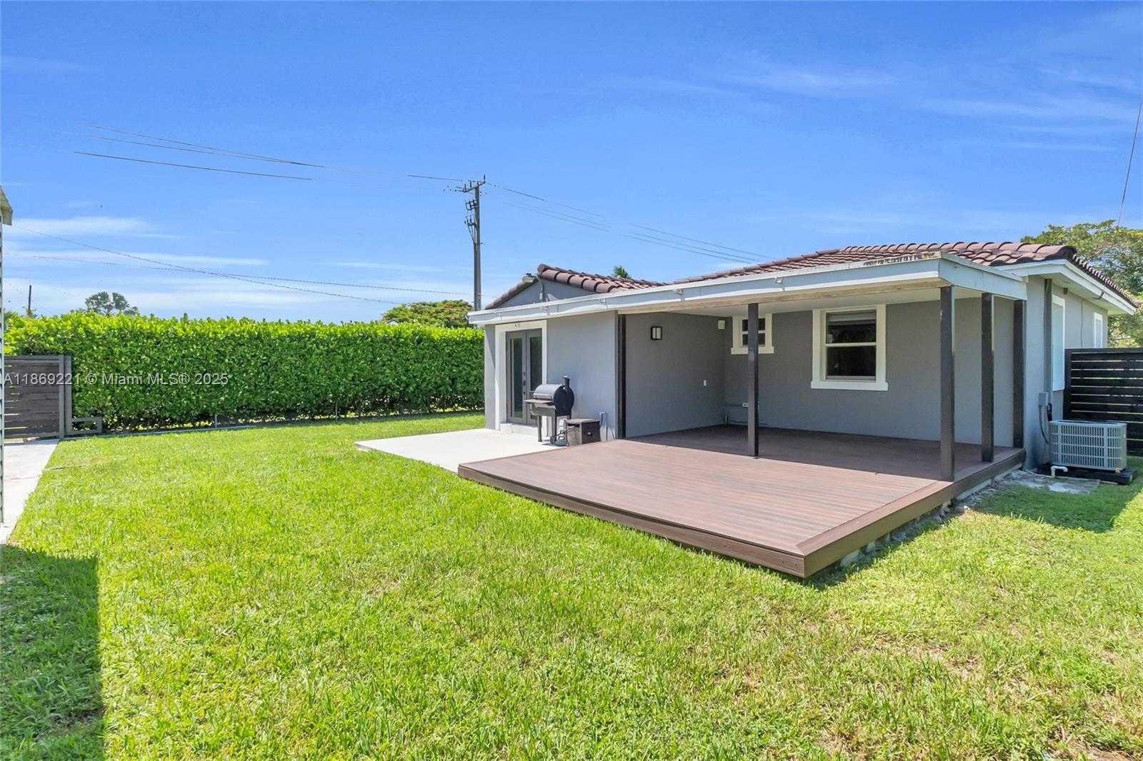 Small Image of 6490 SOUTH WEST 37TH ST, Miami Number 18
