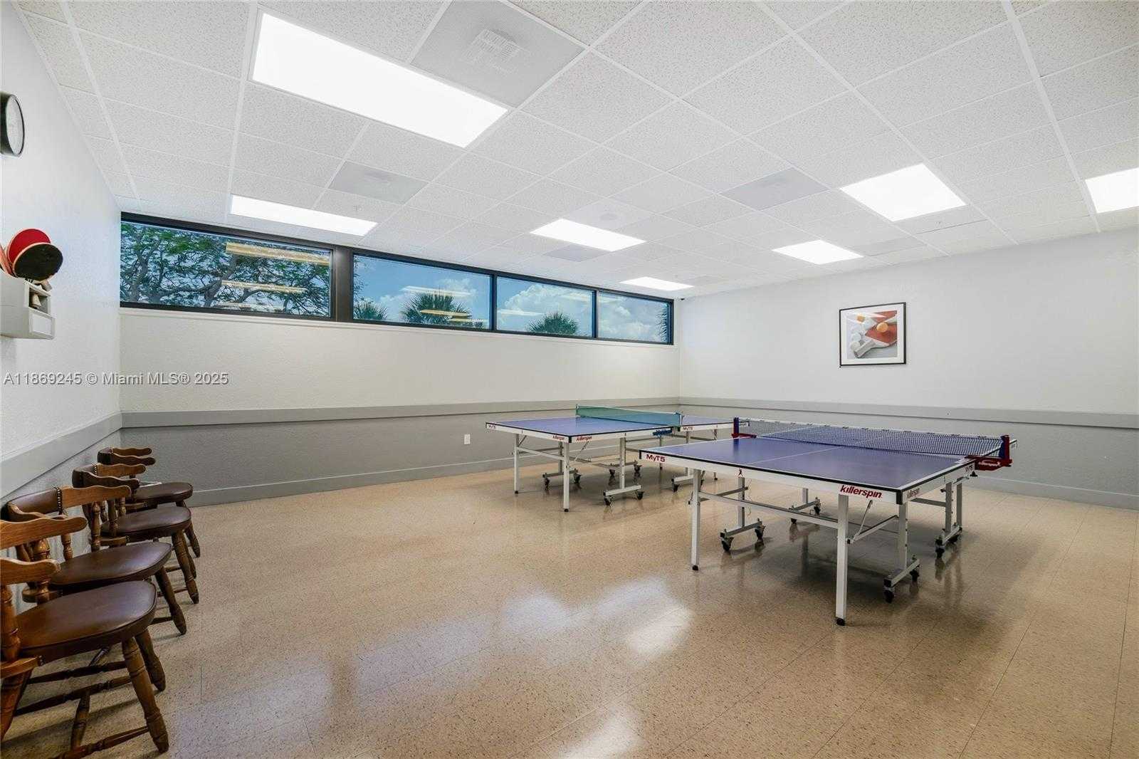 Small Image of 1441 WEST CAMPANELLI DR, Plantation Number 38