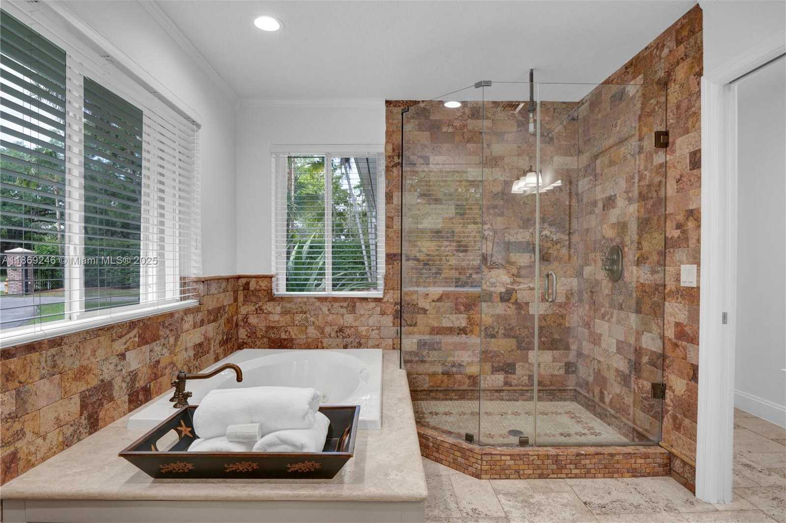 Small Image of 8741 SOUTH WEST 97TH TER, Miami Number 14