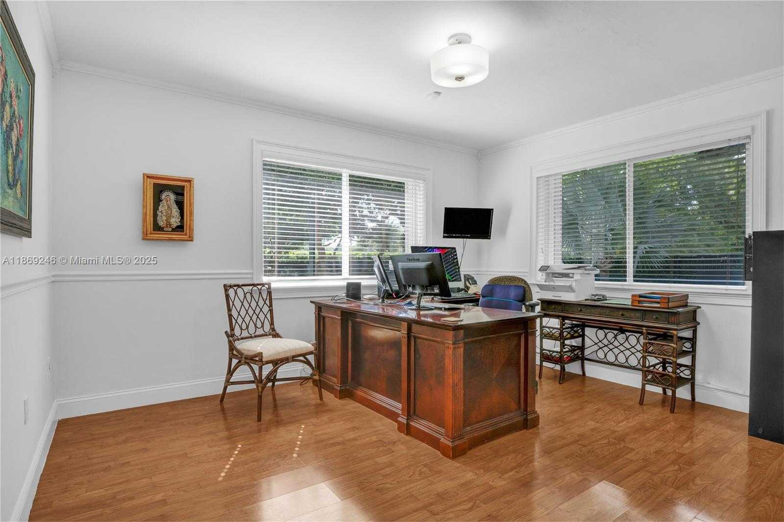 Small Image of 8741 SOUTH WEST 97TH TER, Miami Number 16