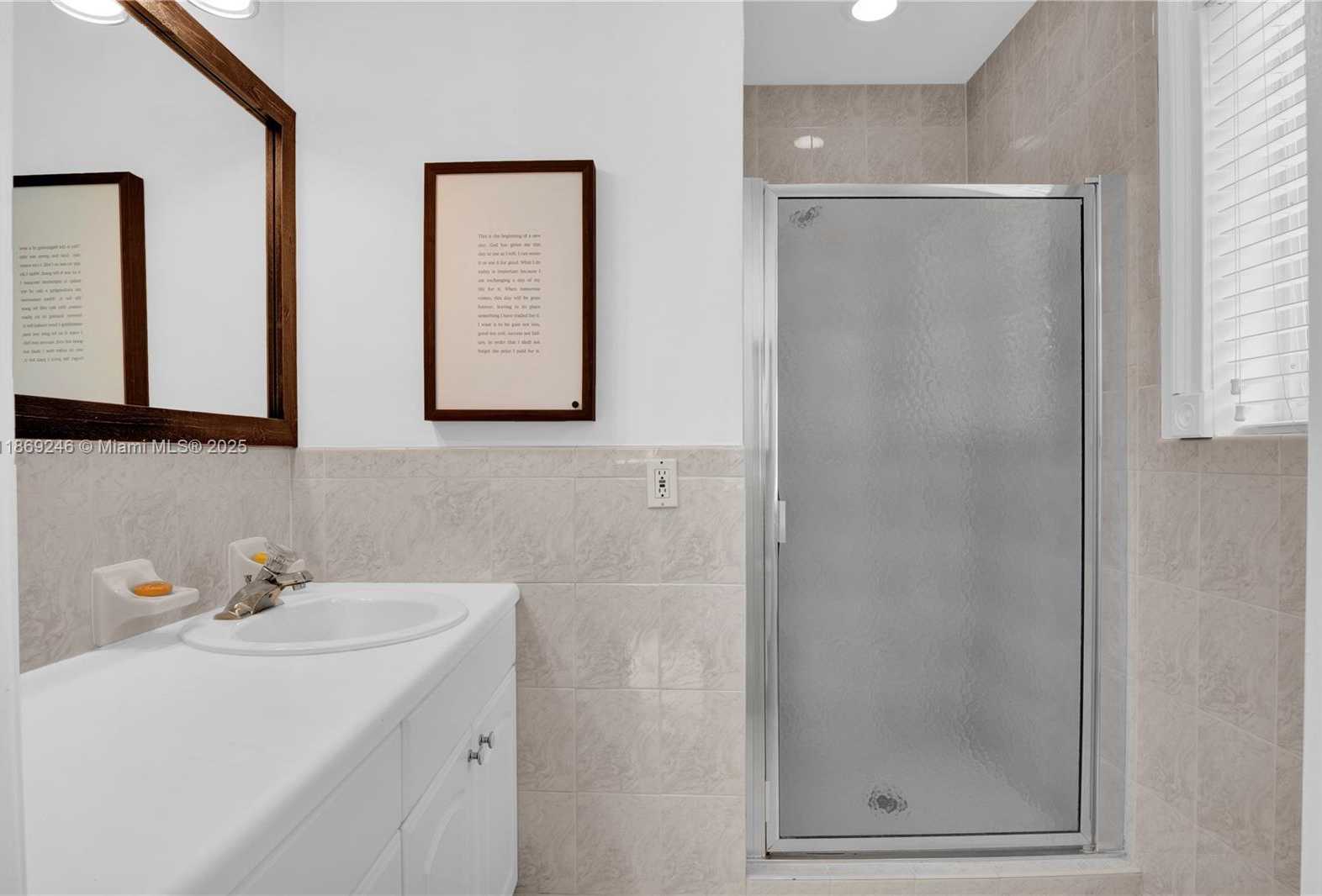 Small Image of 8741 SOUTH WEST 97TH TER, Miami Number 19