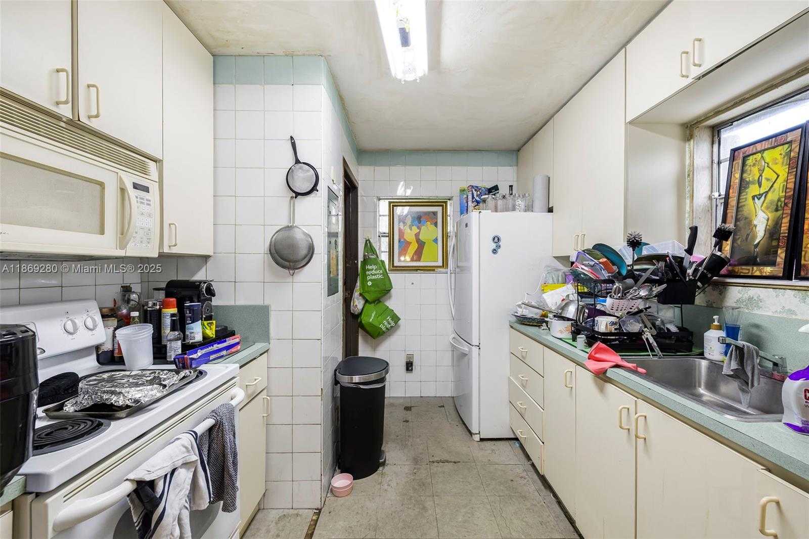 Small Image of 4510 NORTH WEST 33RD AVE, Miami Number 10