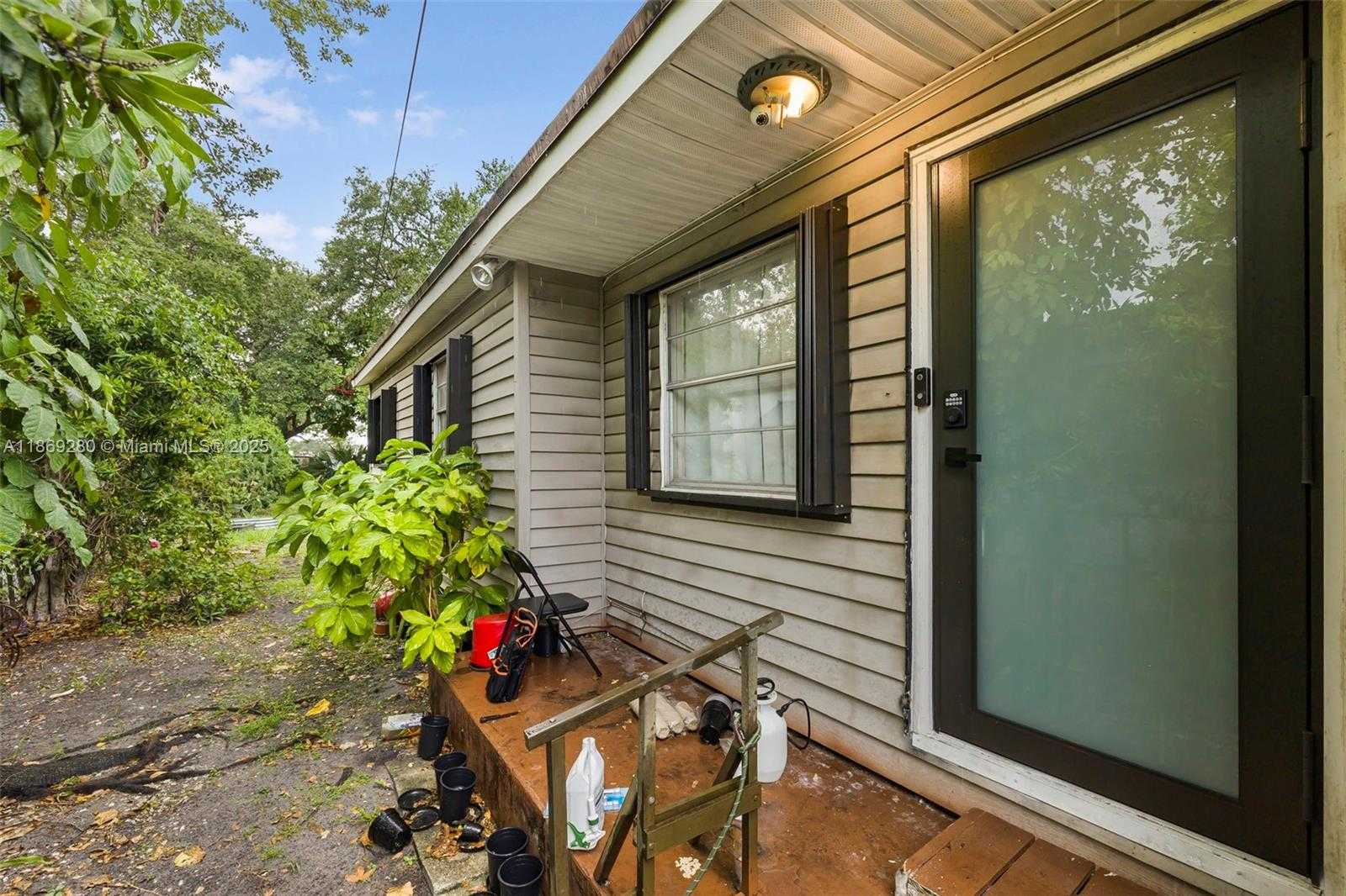 Small Image of 4510 NORTH WEST 33RD AVE, Miami Number 4