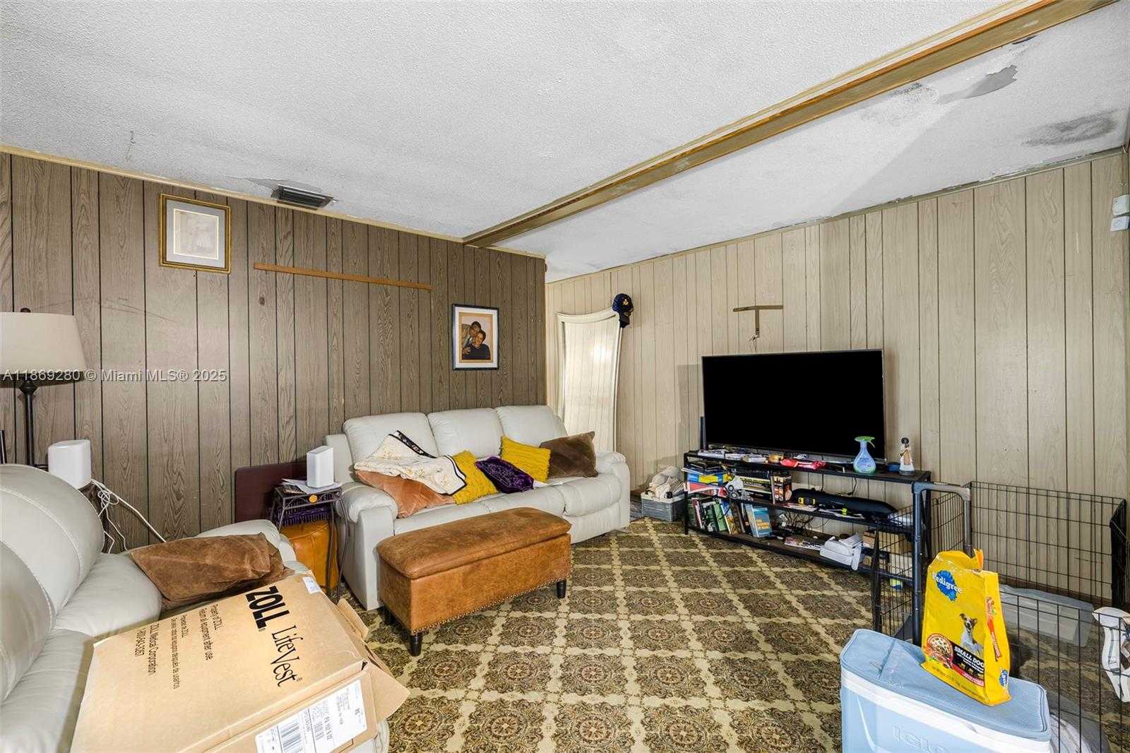 Small Image of 4510 NORTH WEST 33RD AVE, Miami Number 5