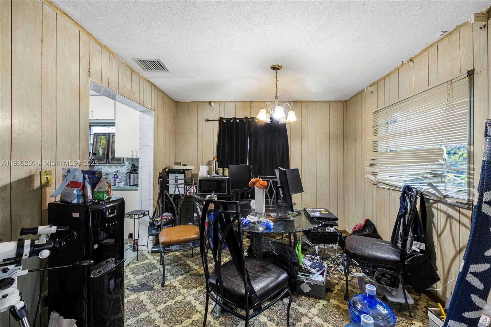 Small Image of 4510 NORTH WEST 33RD AVE, Miami Number 8