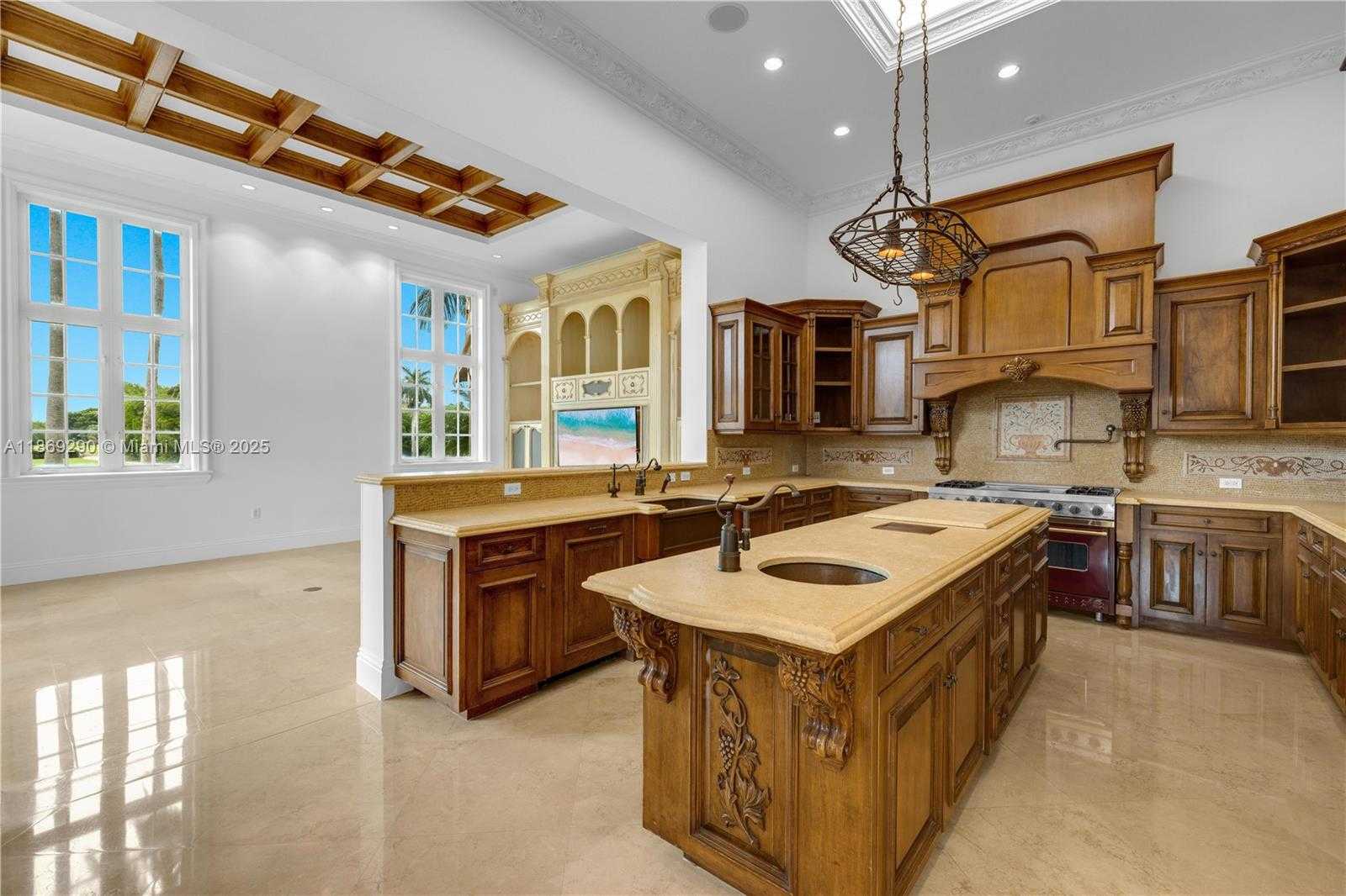 Small Image of 13671 DEERING BAY DR, Coral Gables Number 15