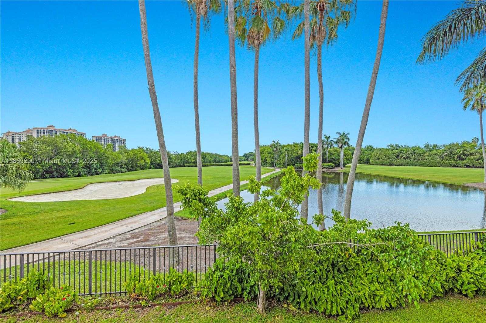 Small Image of 13671 DEERING BAY DR, Coral Gables Number 29