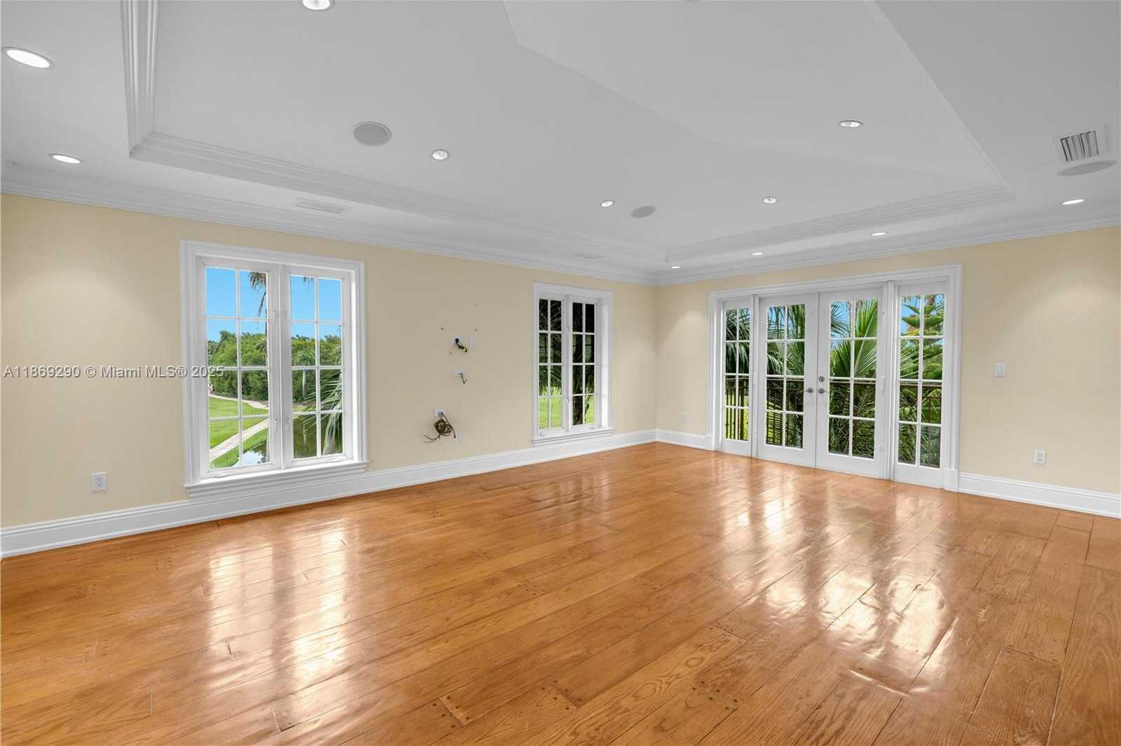 Small Image of 13671 DEERING BAY DR, Coral Gables Number 31