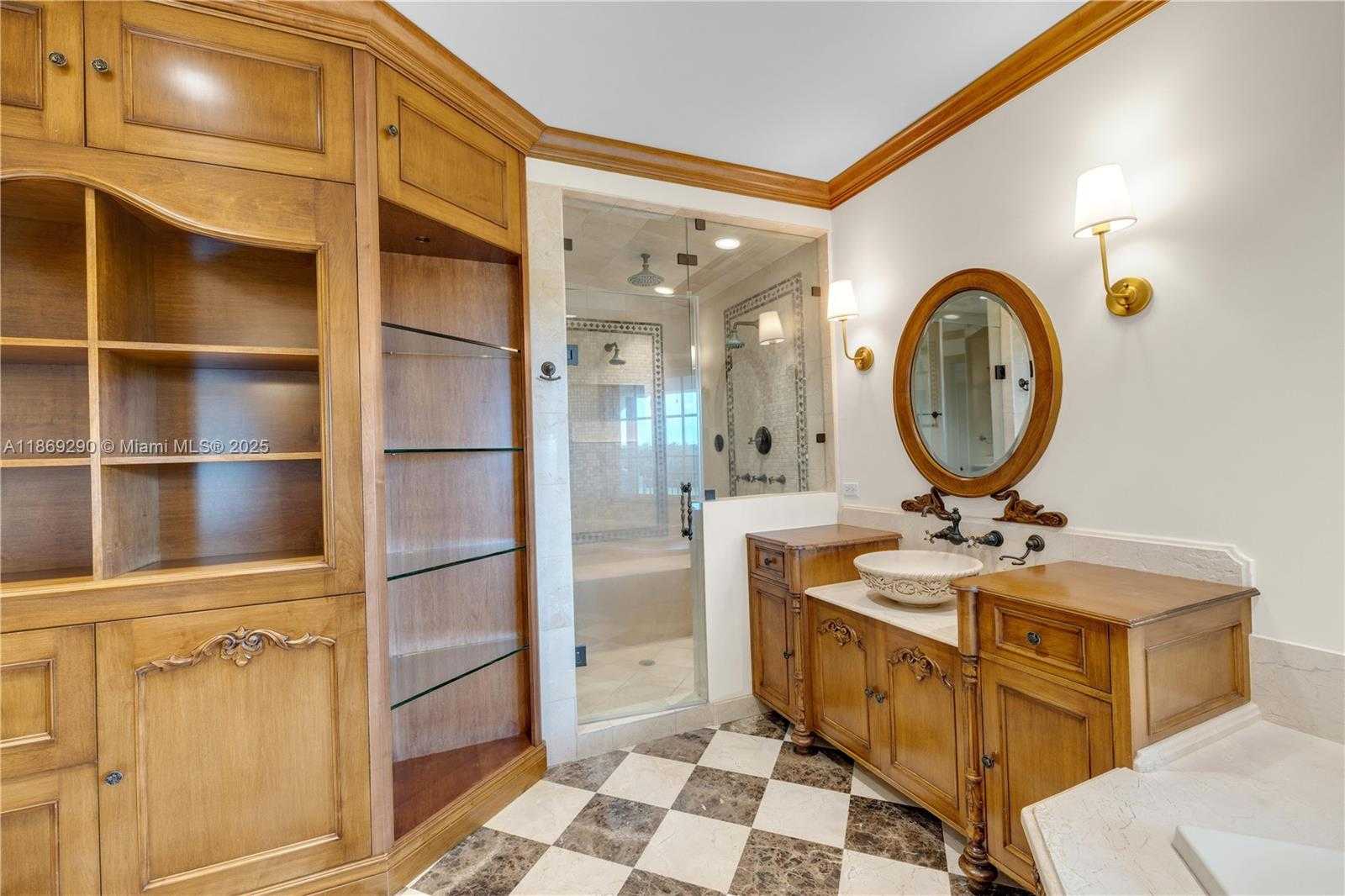 Small Image of 13671 DEERING BAY DR, Coral Gables Number 39