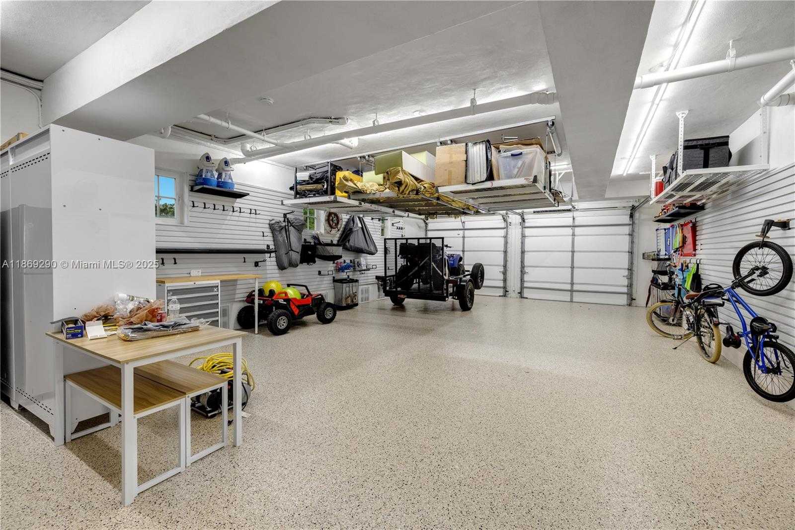 Small Image of 13671 DEERING BAY DR, Coral Gables Number 56