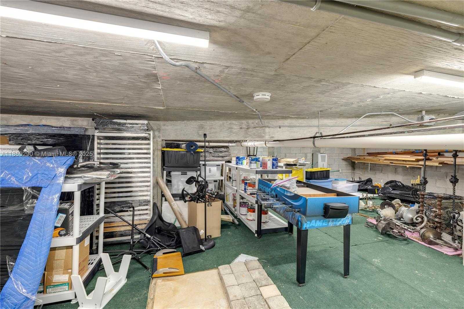 Small Image of 13671 DEERING BAY DR, Coral Gables Number 58