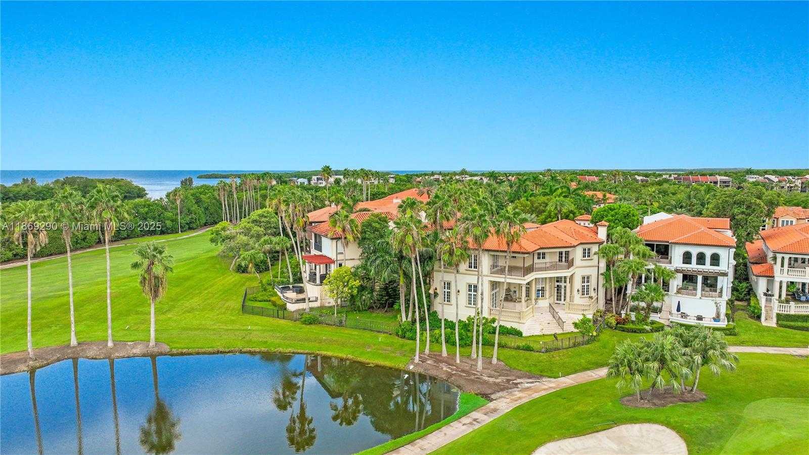 Small Image of 13671 DEERING BAY DR, Coral Gables Number 61