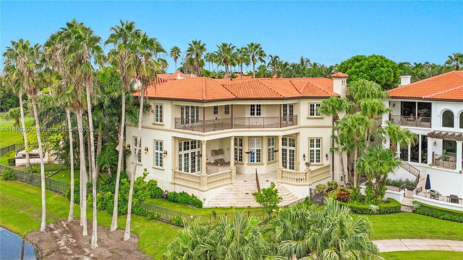 Small Image of 13671 DEERING BAY DR, Coral Gables Number 63
