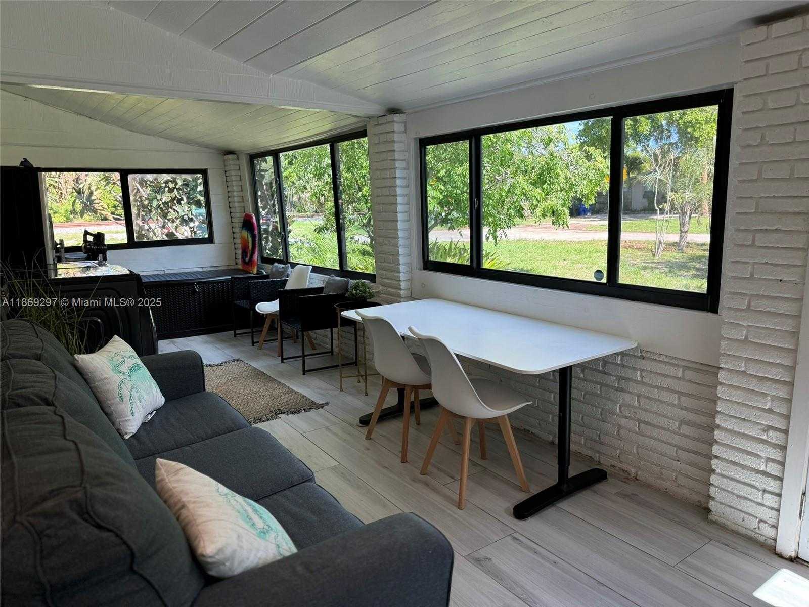 Small Image of 207 SOUTH WEST 11TH STREET, Fort Lauderdale Number 10