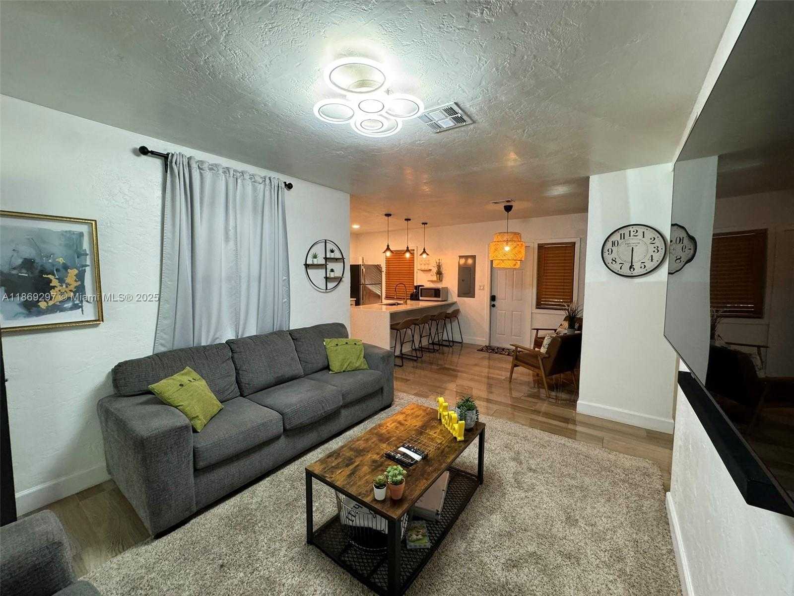 Small Image of 207 SOUTH WEST 11TH STREET, Fort Lauderdale Number 14